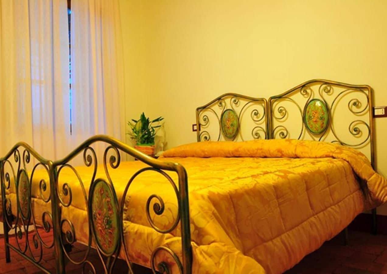 לוקה B&B Il Casale Di Nanni מראה חיצוני תמונה