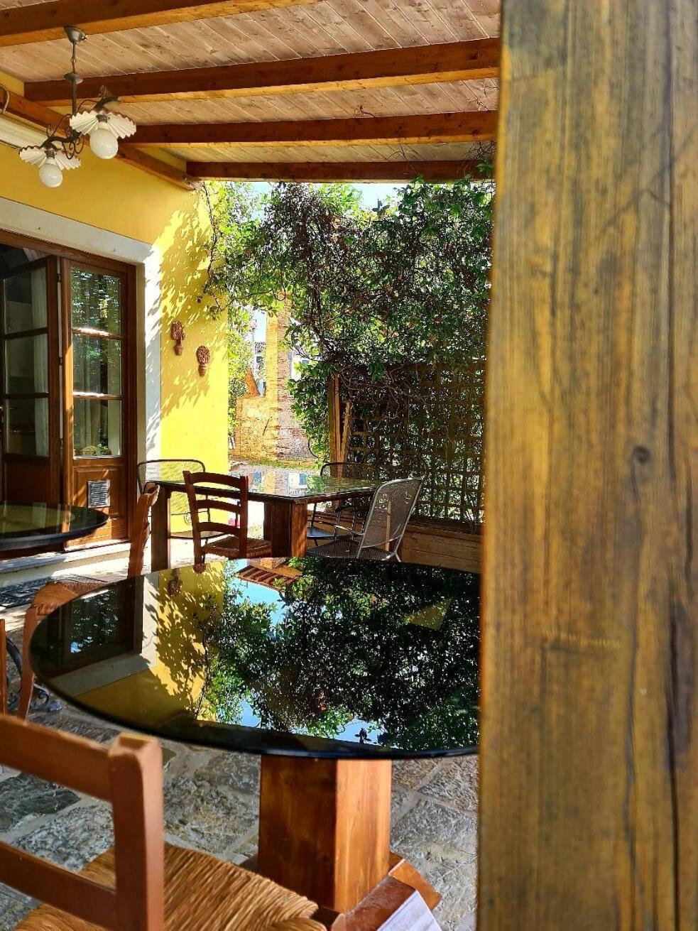 לוקה B&B Il Casale Di Nanni מראה חיצוני תמונה