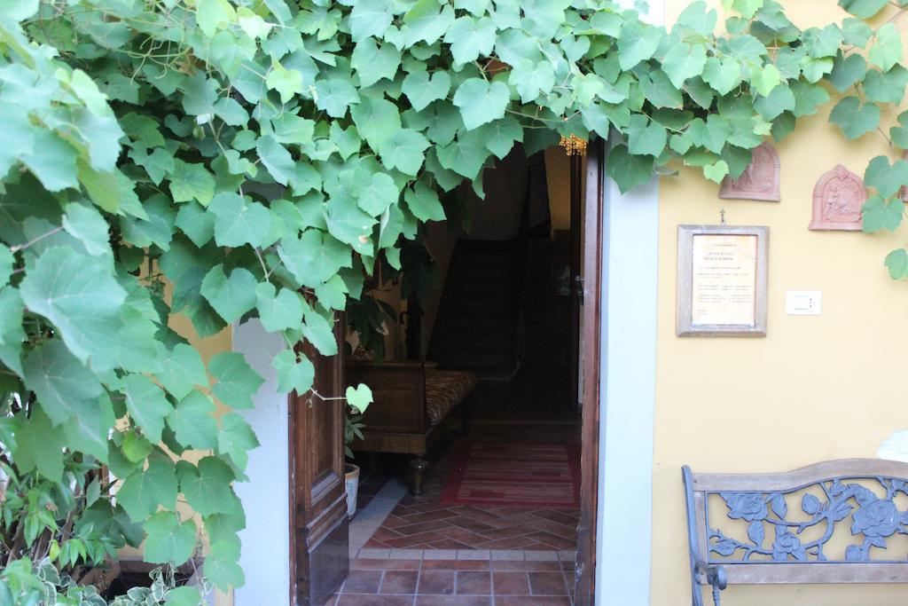 לוקה B&B Il Casale Di Nanni מראה חיצוני תמונה